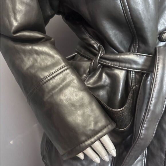 Vintage Black/Brown Leather Tie-Waist Coat - Picture 5 of 9